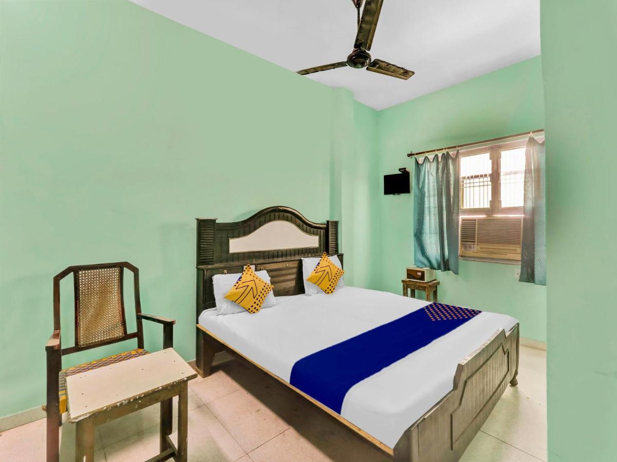 Spot On 81122 Saket Honest Hotel Ayodhya 외부 사진