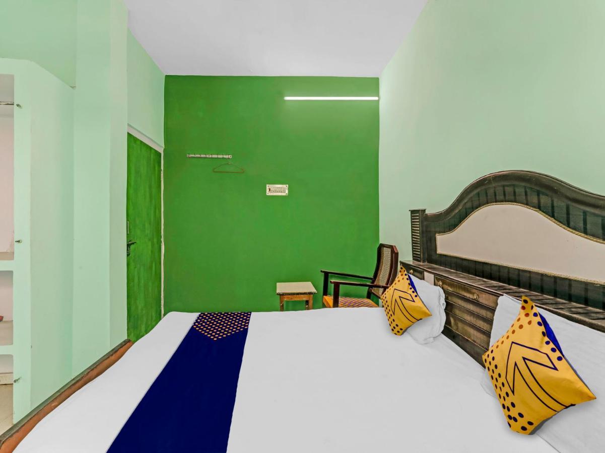 Spot On 81122 Saket Honest Hotel Ayodhya 외부 사진