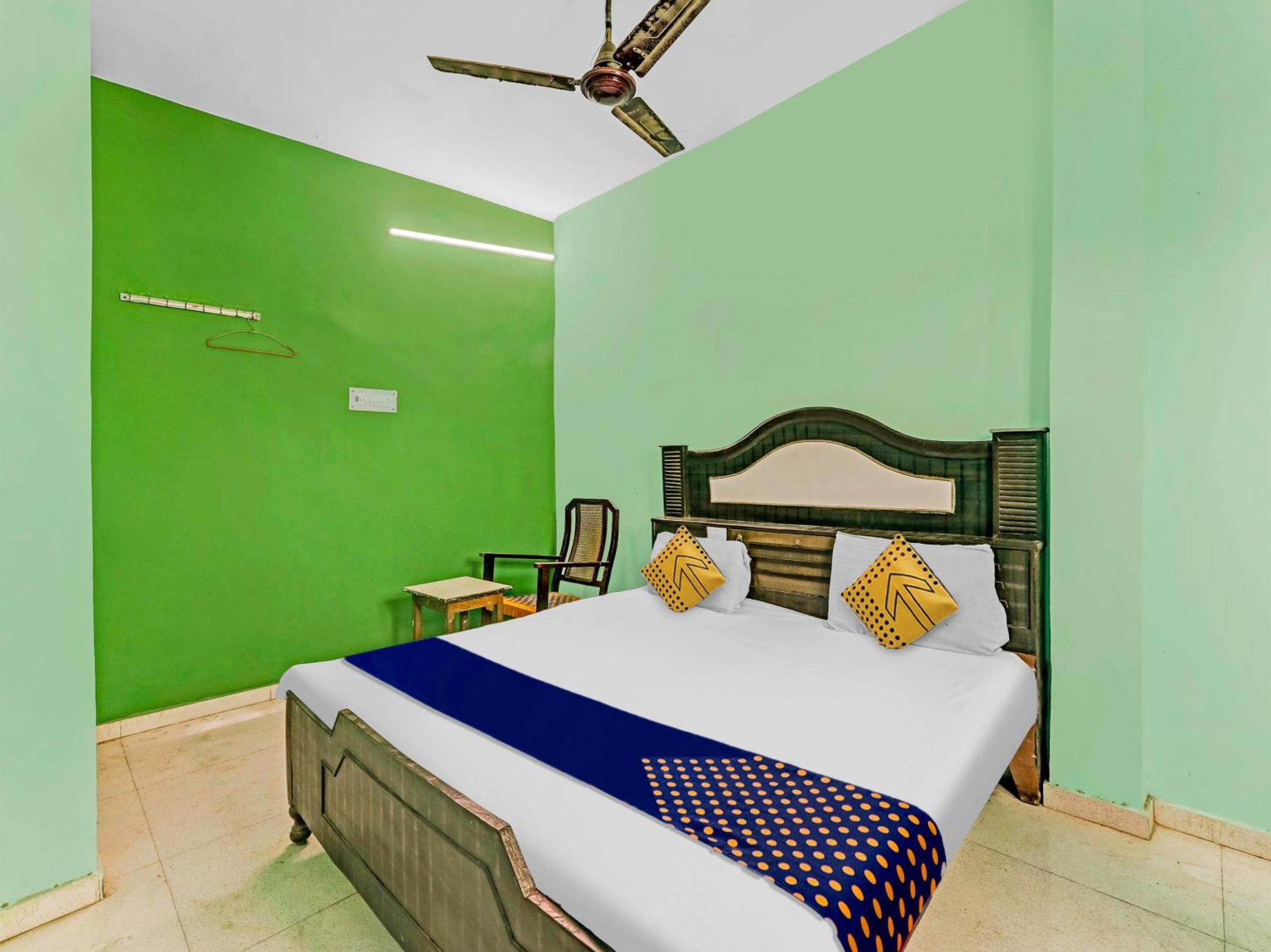 Spot On 81122 Saket Honest Hotel Ayodhya 외부 사진